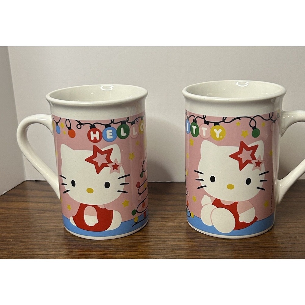 Hello Kitty‎ Sanrio  Christmas 2014 Lights Coffee Mugs Pink Collectible Set Of 2